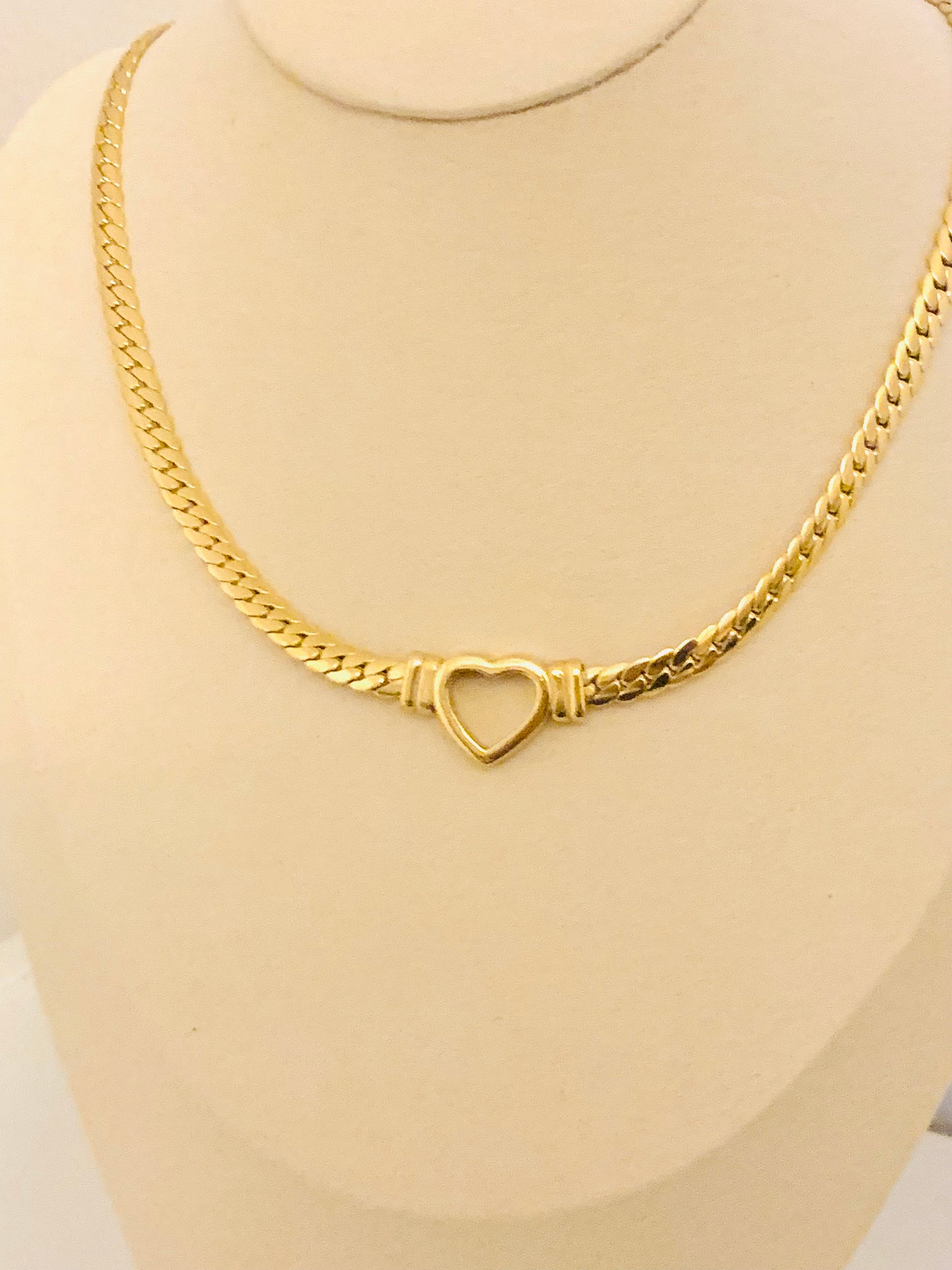 Amour Necklace